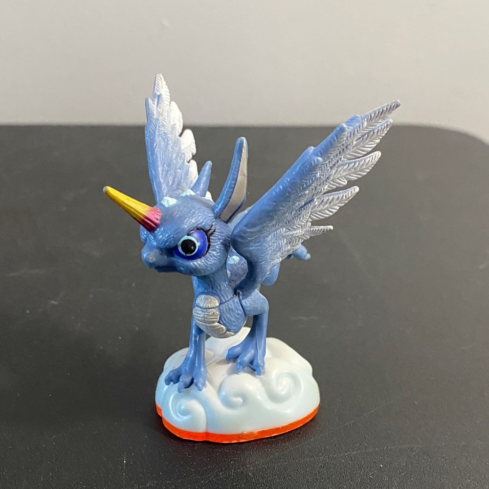 Skylanders Giant Polar  Whirlwind there is more in my closet
